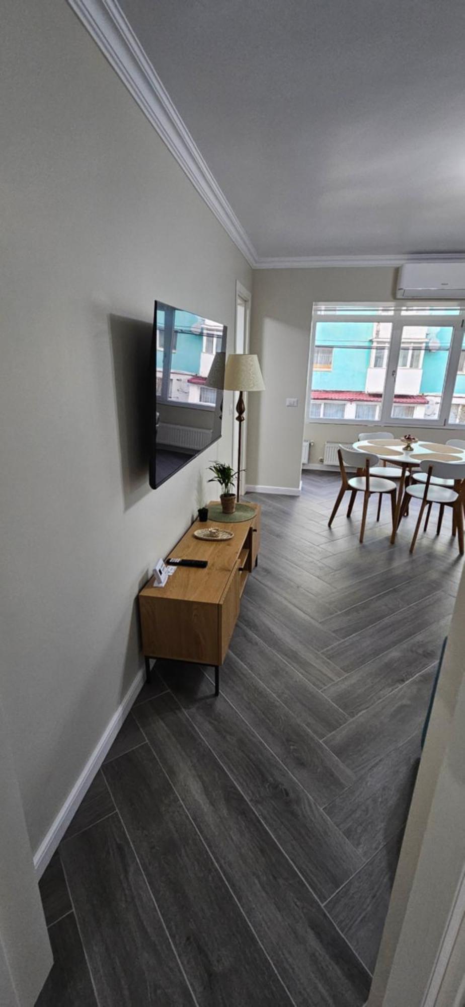 Apartamento White Rezidence II Curtea de Argeş Exterior foto