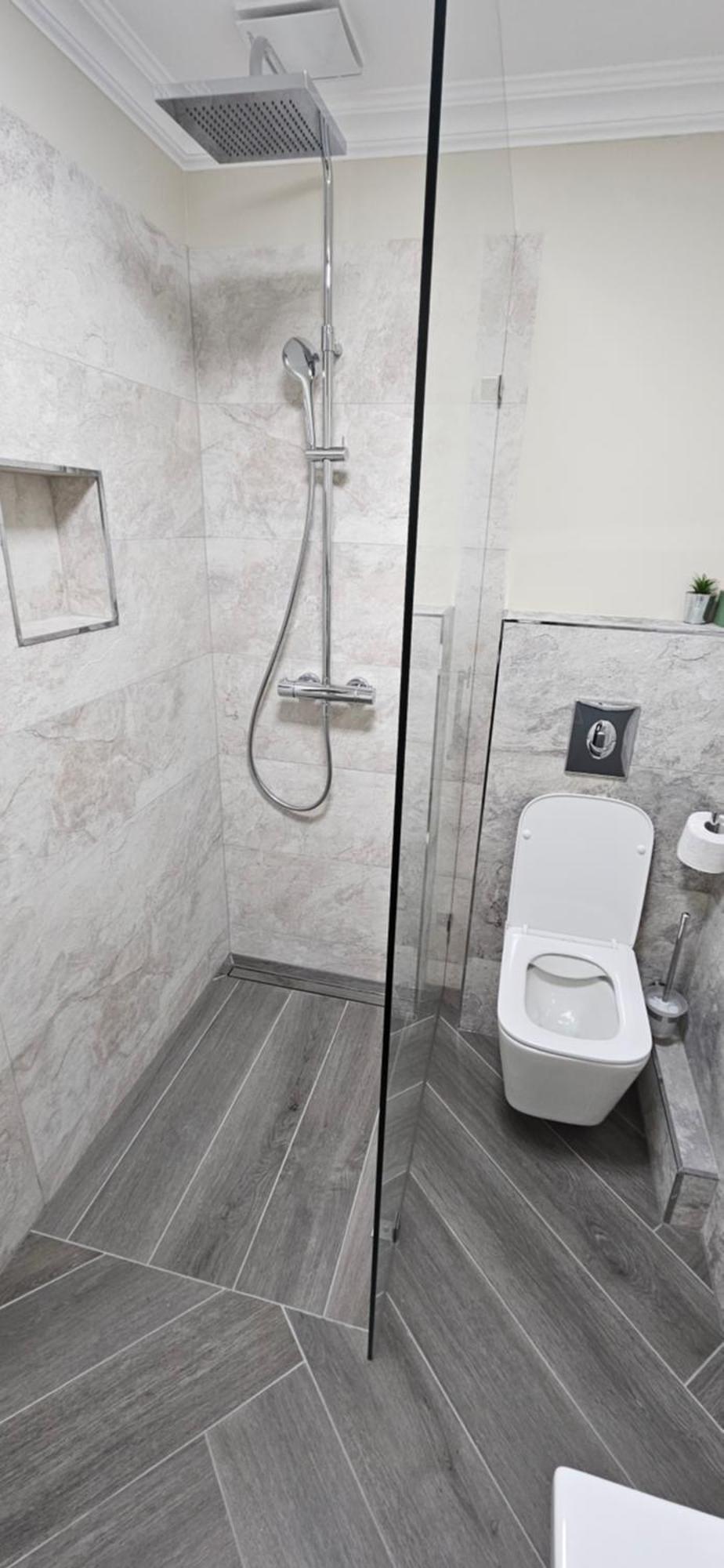 Apartamento White Rezidence II Curtea de Argeş Exterior foto