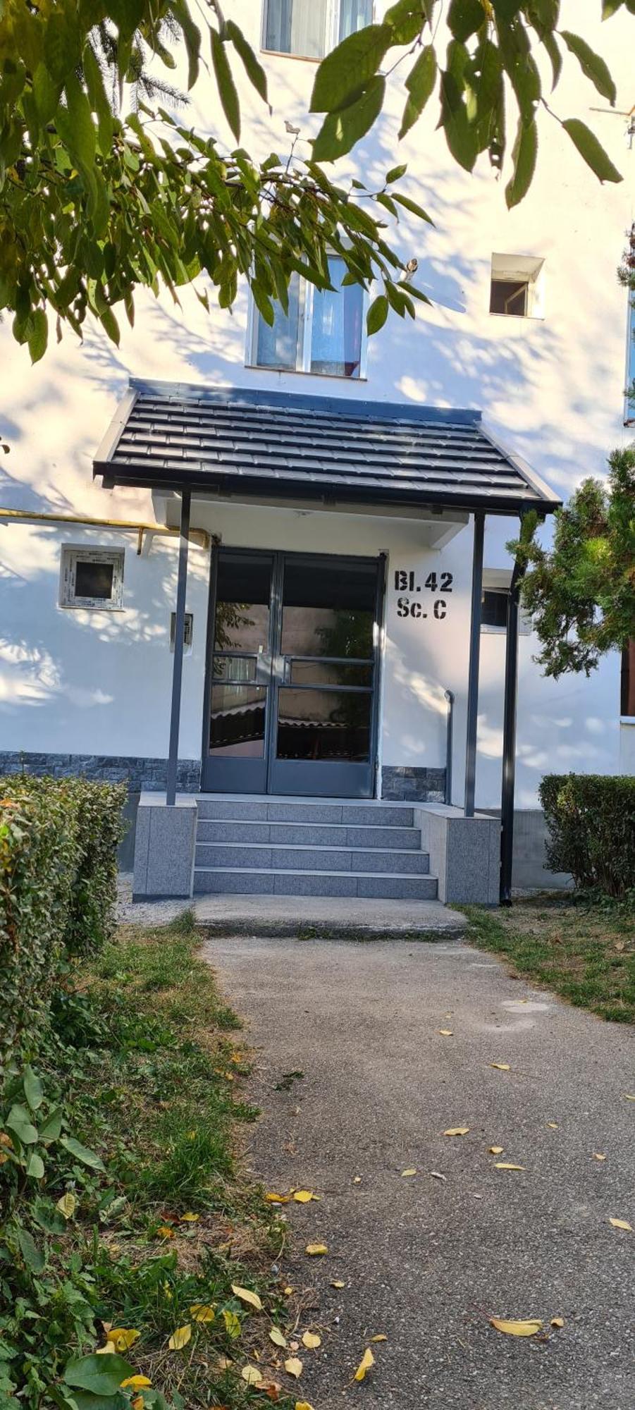 Apartamento White Rezidence II Curtea de Argeş Exterior foto