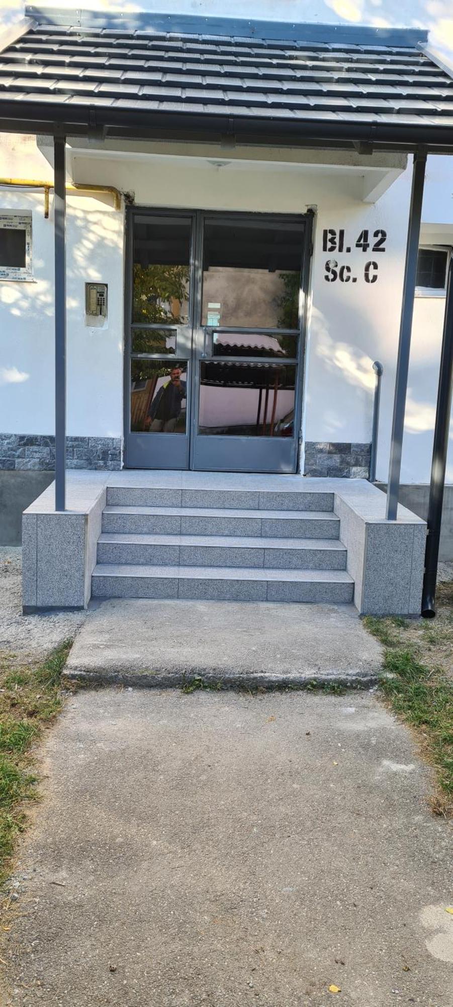 Apartamento White Rezidence II Curtea de Argeş Exterior foto